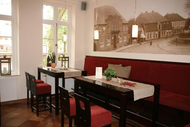 Hotel Altes Stadthaus 韦斯特施泰德 外观 照片